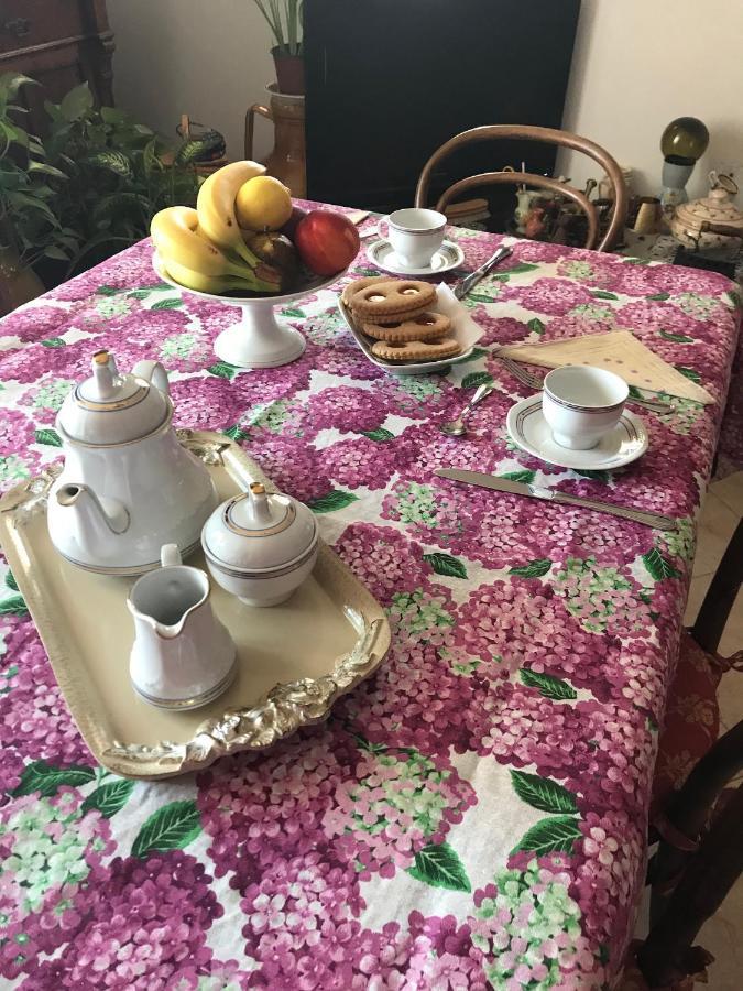 Bed and Breakfast Lo Scoglio Полиньяно-а-Маре Экстерьер фото
