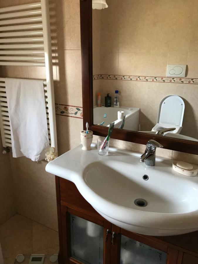 Bed and Breakfast Lo Scoglio Полиньяно-а-Маре Экстерьер фото
